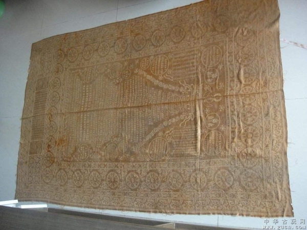 作为乾隆的陪葬物品,陀罗经被为何能够被卖出1.3亿的天价?