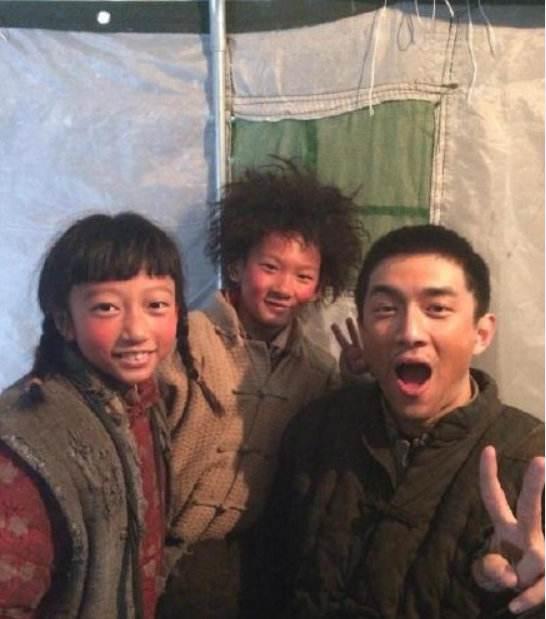 众星祝贺天才少年苏翊鸣夺金!刘涛戚薇直呼太帅,林更新狂蹭热度