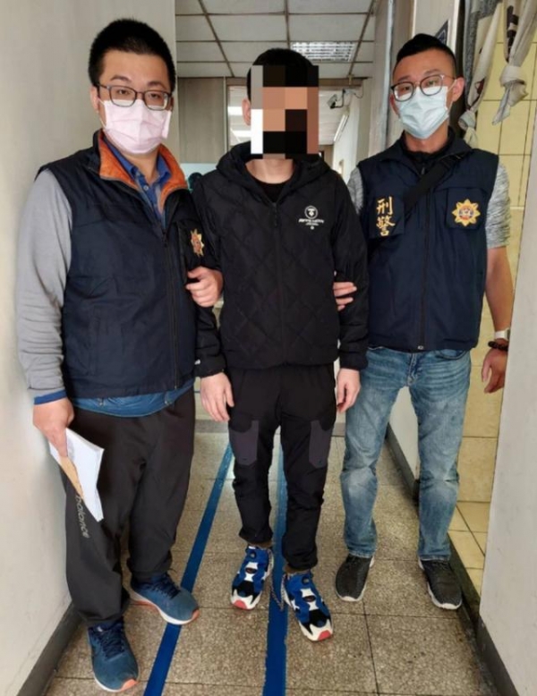 37岁男演员彭伟明被捕入狱,曾恐吓林志玲师妹,被抓画面曝光