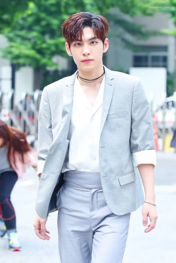 表志勋金元弼正式入伍 将分别加入海军陆战队及海军服役