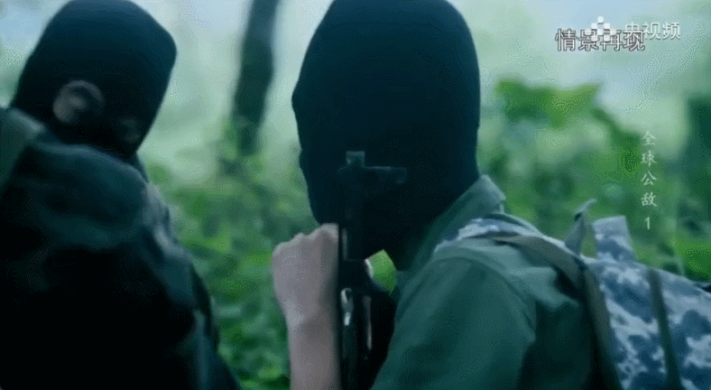 △武装贩毒集团即将劫持中国商船(情景再现)