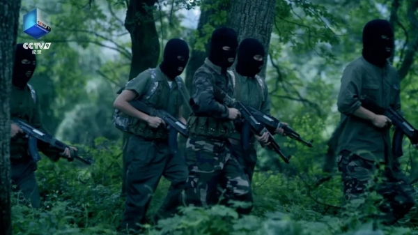 △正在行动的武装贩毒集团(情景再现)