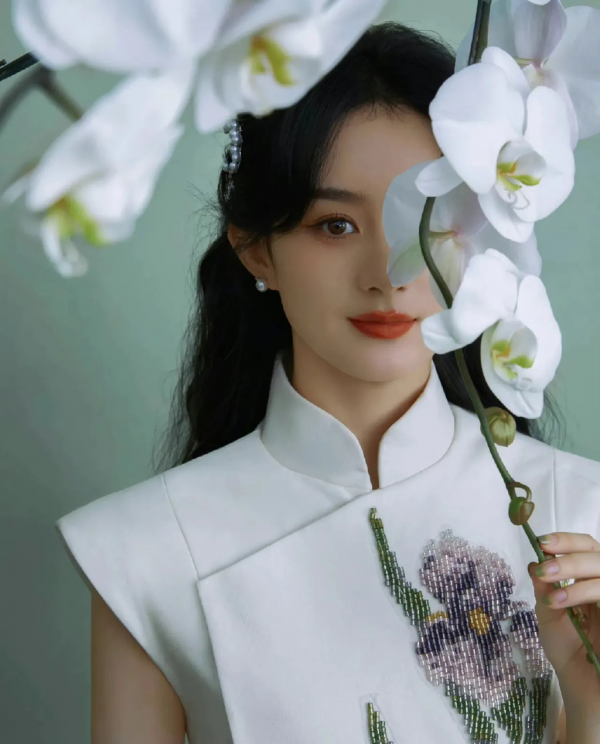 五四晚会5大看点:赵丽颖陈伟霆再同框,檀健次化身国风少年品诗