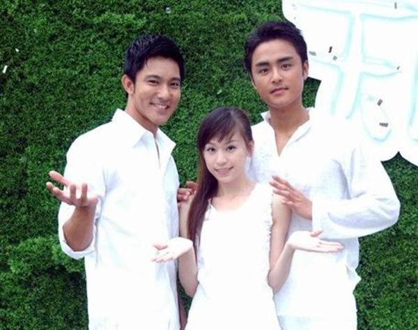 40岁王心凌冲上热搜!唱《爱你》翻红,她出身贫寒至今单身