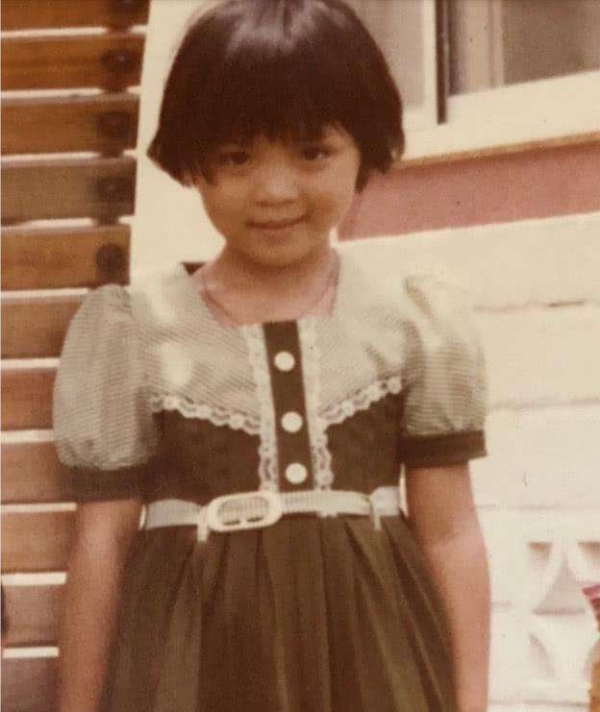 40岁王心凌冲上热搜!唱《爱你》翻红,她出身贫寒至今单身