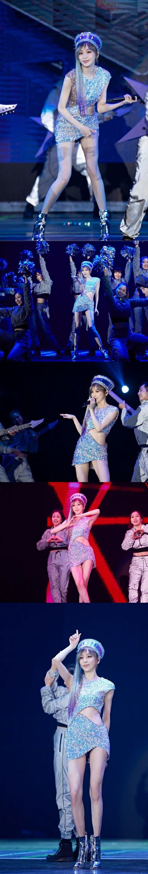 40岁王心凌冲上热搜!唱《爱你》翻红,她出身贫寒至今单身