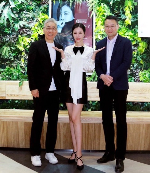 t0173e09e7303249a94.jpg?size=488x563