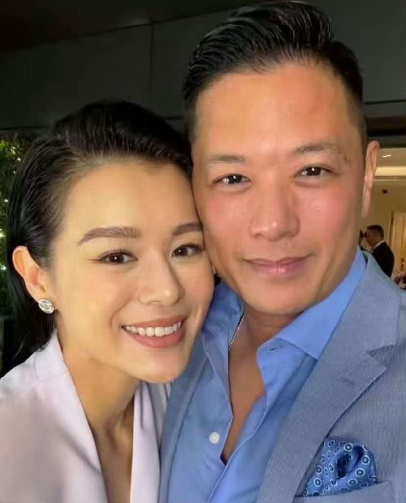 胡杏儿回应老公独自去夜店:是正常社交,不用再问我