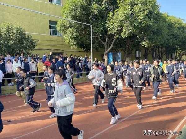 zoty中欧体育官网教育部等4部门印发通知：中小学每天安排30分钟大课间体育活动(图5)