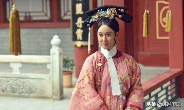 她19岁嫁66岁乾隆，牌子被翻烂却没生下皇嗣，如今唯一画像成珍宝