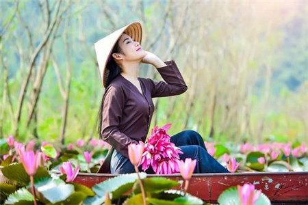 为什么越南女人喜欢戴圆锥形的帽子