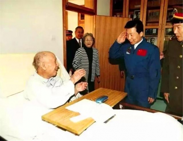 钱学森98岁去世，为中国隐藏一种黑科技，世界上曾只有5人会制造