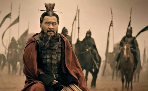 熬死了曹家三代人，等到七十高龄才造反，司马懿到底在怕什么？
