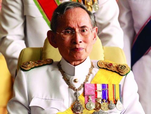 为何泰国人如此尊敬国王？