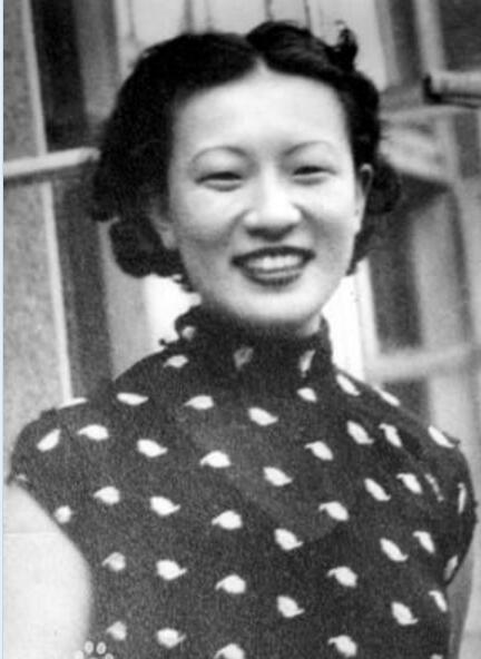 她是中国最后一位公主，76岁开始创业，接受过鲁豫采访，95岁身亡
