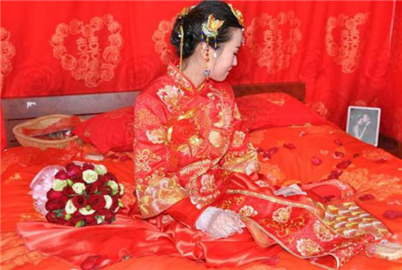 为什么农村新娘结婚当天要憋着尿入洞房别再傻傻不知道了