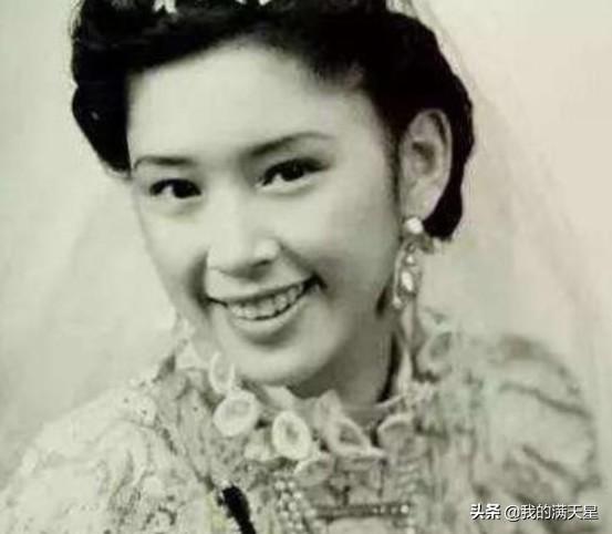 母亲曾是国民第一美，27岁嫁给76岁民国总统，晚间死于寺庙中