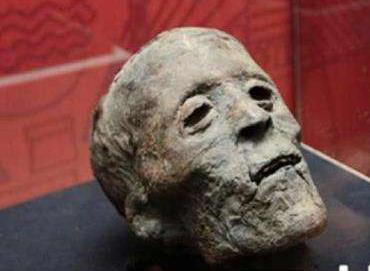 王莽的头颅有什么特别之处？为何被历代皇帝珍藏了272年？