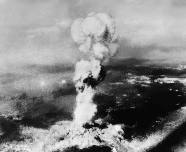 日本投降的真正原因是什么？两颗原子弹只是其中一个小因素