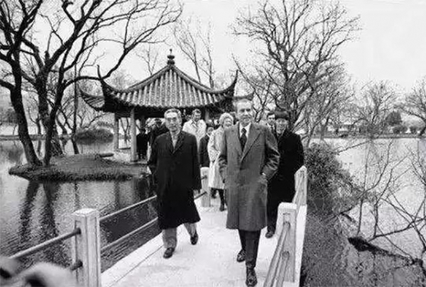 1972年，尼克松给杭州送来的五棵树如何了？