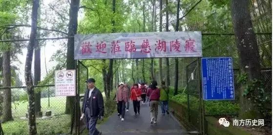 蒋介石为何去世41年后棺椁还没下葬？原因仅有2个字