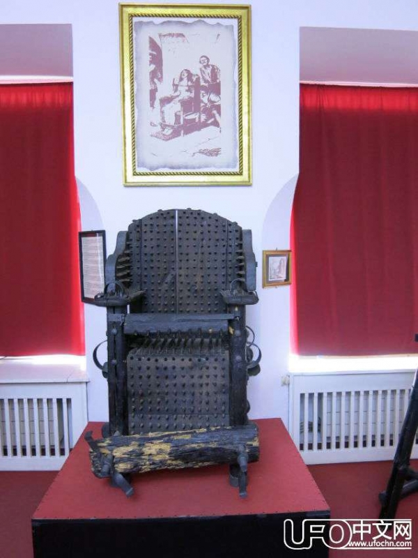 中世纪的十大酷刑犹大的摇篮碎轮乳房钳裂脑器