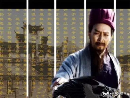 诸葛亮墓1700年无人敢盗，坟上大树很神秘