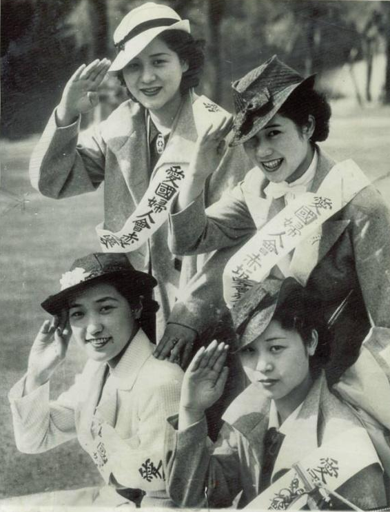 日本妇女为美军服务：制造了二十万混血儿，五百万性病病人