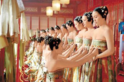 东汉宫女为何穿“开裆裤”，真的是皇帝的爱好吗？
