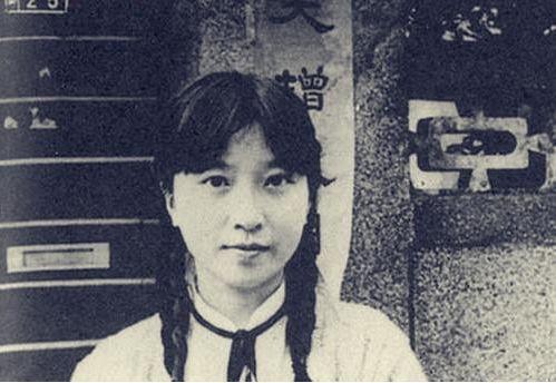 民国第一女流氓，当特务汉奸作恶多端，晚年在日本孤独逝世
