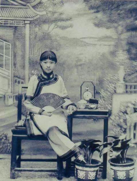 清末26张青楼女子照片：长相漂亮，身世可怜