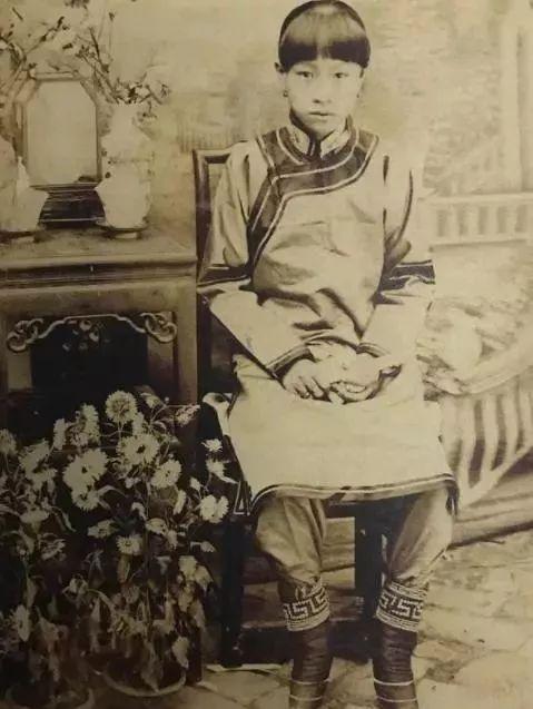 清末26张青楼女子照片：长相漂亮，身世可怜