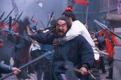 李逵被骗喝完毒酒后,临死留下21个字,道破了宋江的真正嘴脸!