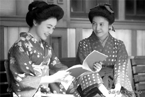 日本最后被枭首的女人,刽子手连挥2刀都没死,第三刀她大喊3字