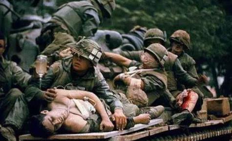 在战场上为何没有士兵装死？老兵回答：装死比战死结局更悲惨
