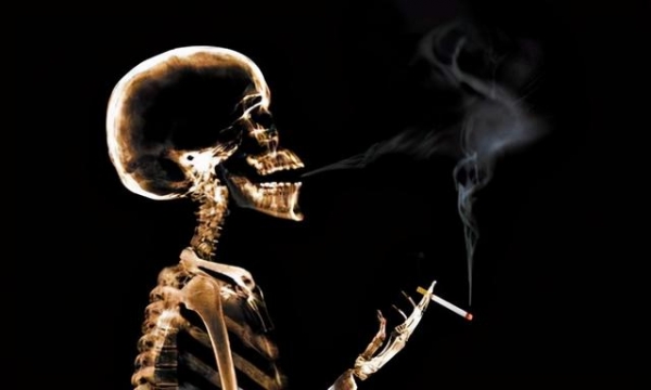 为了控烟，专家提出“新建议”，3.5亿烟民恐怕要受“影响”