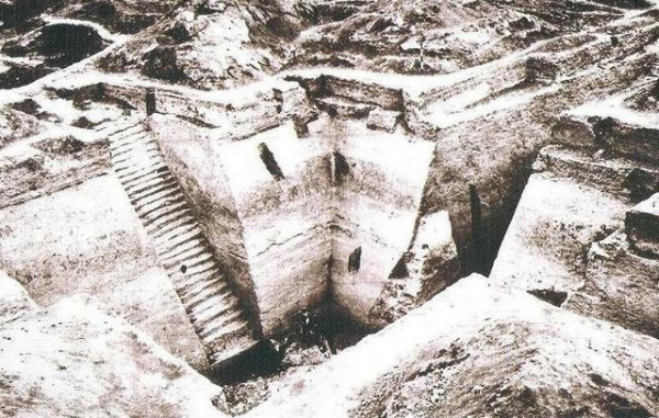 残忍？殷商杀活人祭死人，仅甲骨文就记载有15000人用于人祭