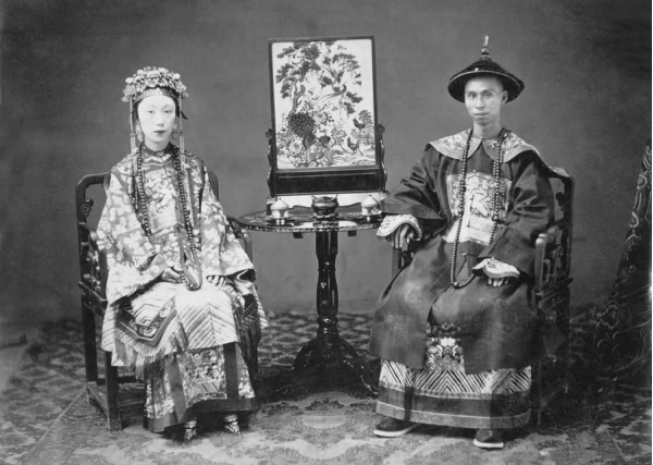 一品诰命夫人官有多大？据记载：皇帝亲自册封，都不敢得罪她