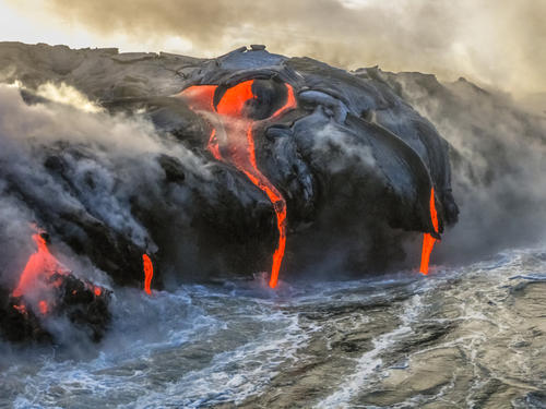 地狱的微笑夏威夷火山喷发显恐怖笑脸2