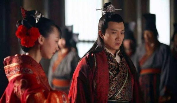 汉成帝风流一生，为何直到去世，都没有留下一儿半女？