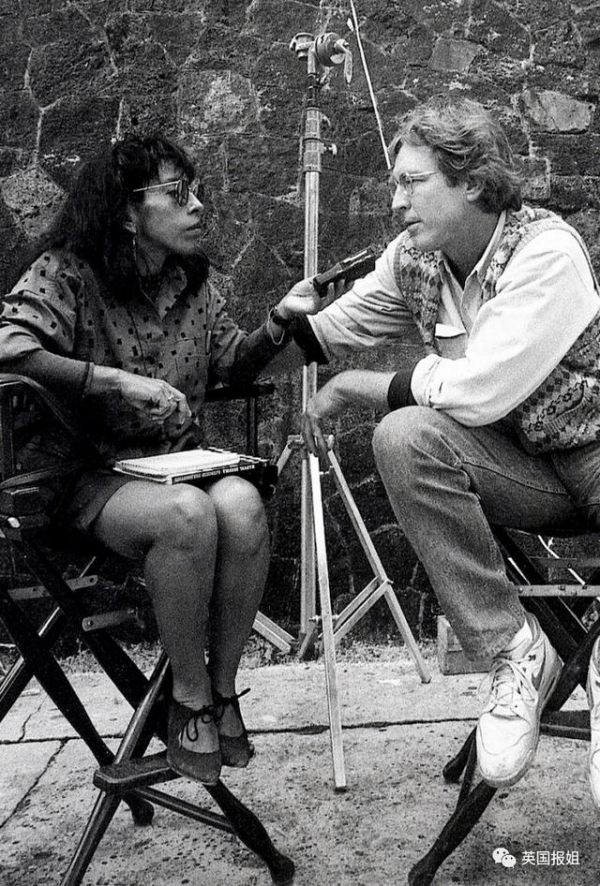 无数女孩被奸杀抛尸，女记者拼死查失踪真相，扒出恐怖万人坑