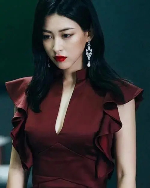 王思聪豪掷2亿也拿不下的女人，身材果然绝了