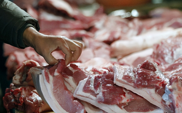 猪肉价格跌不停，已触及“成本线”？当下猪价会是最低价吗？