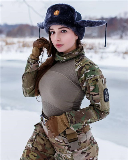 世界各国最美女兵图片