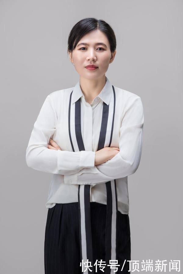 女律师不得穿裙子去看守所会见合适不