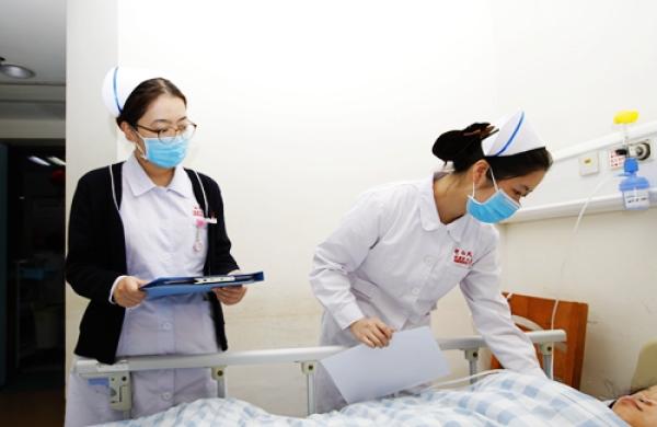 辟谣 广州医护人员感染新型冠状病毒系谣言