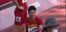 男子4×100米接力 中国队37秒92小组第1晋级决赛