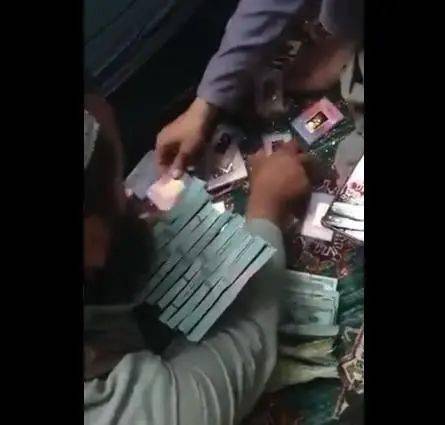 塔利班在阿富汗前副总统家中发现巨额现金和金条