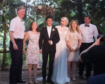 撒贝宁岳父身份曝光，难怪抛弃章子怡娶二婚妻子，背景也太强大了