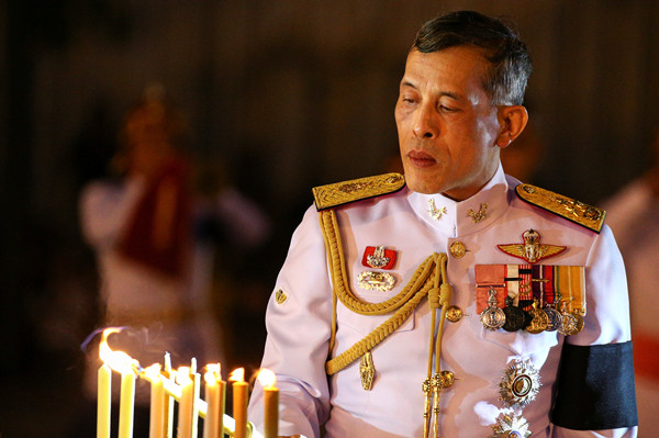 泰国迎来新国王哇集拉隆功